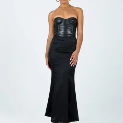 Otter Maxi Skirt Black