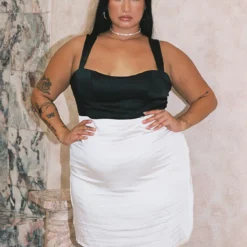 Miah Mini Dress White / Black Curve