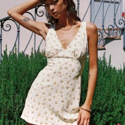 Princess Polly Nellie Mini Dress White / Yellow Floral