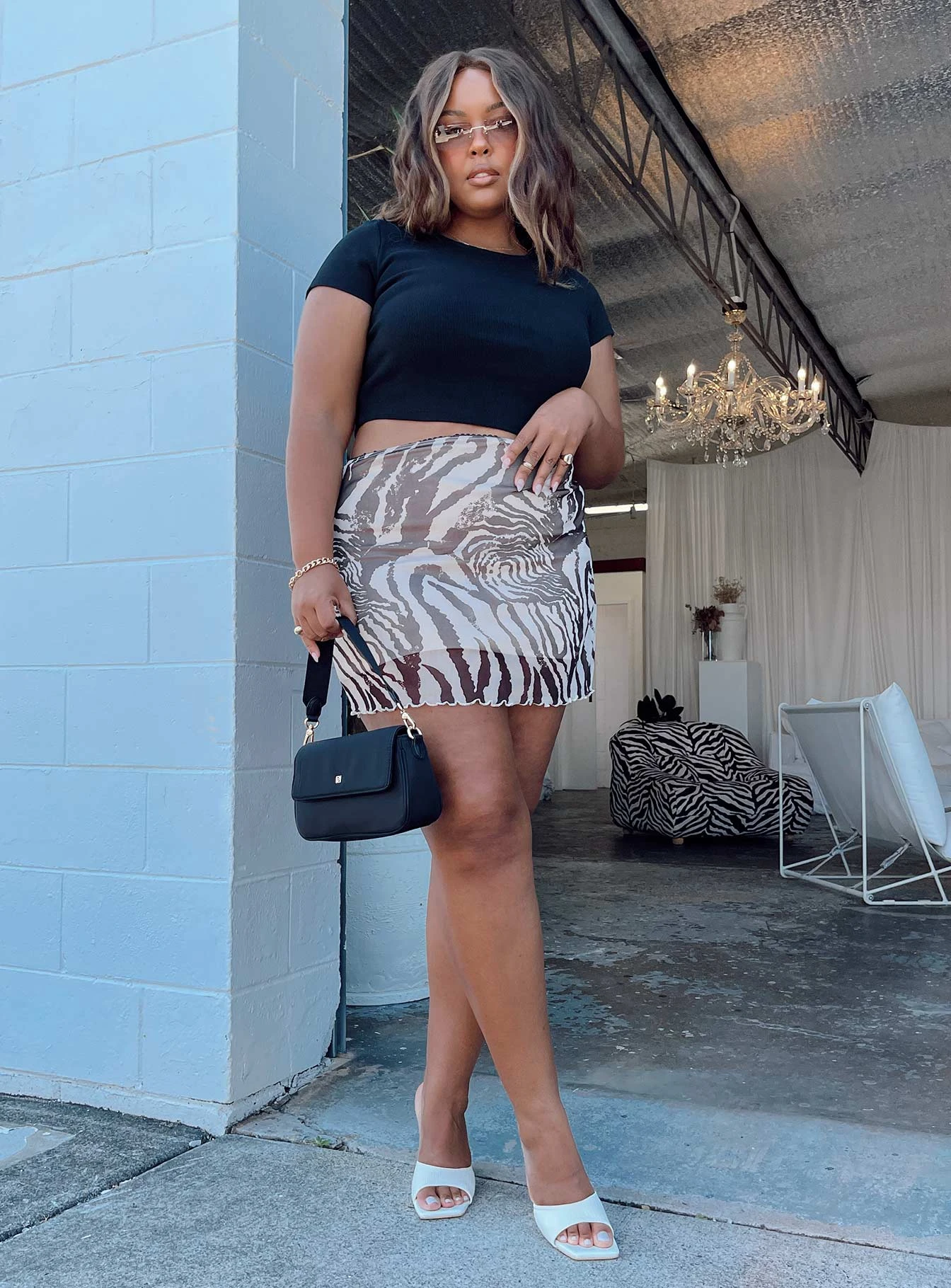 Classic Crop Tee Black Curve - Image 2