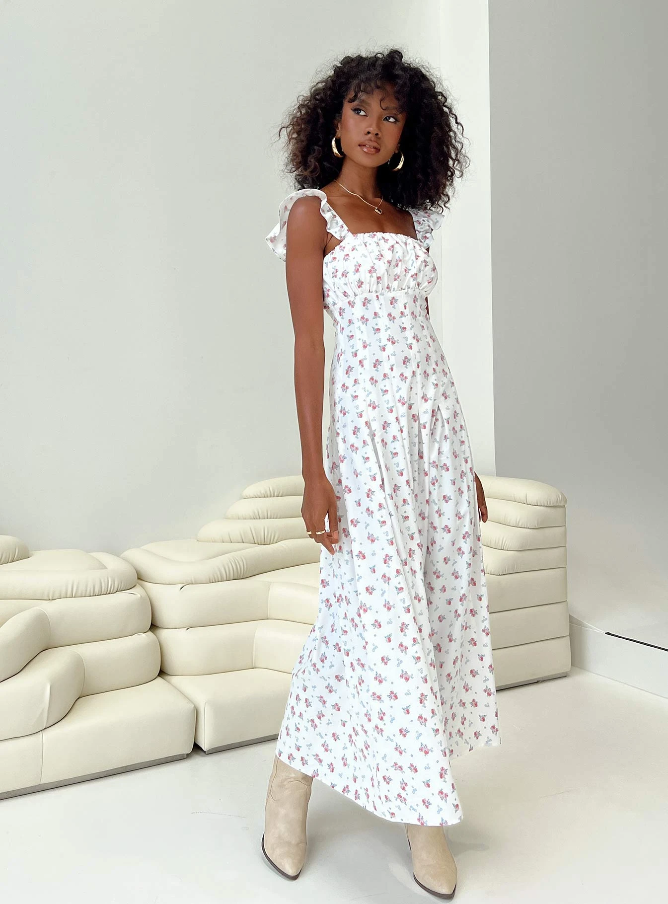 Princess Polly Alver Maxi Dress White Floral - Image 2