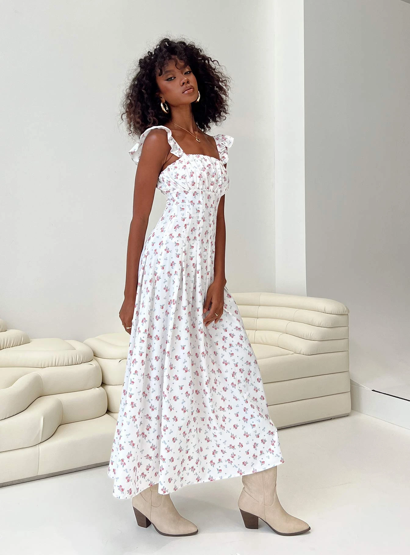 Princess Polly Alver Maxi Dress White Floral - Image 3